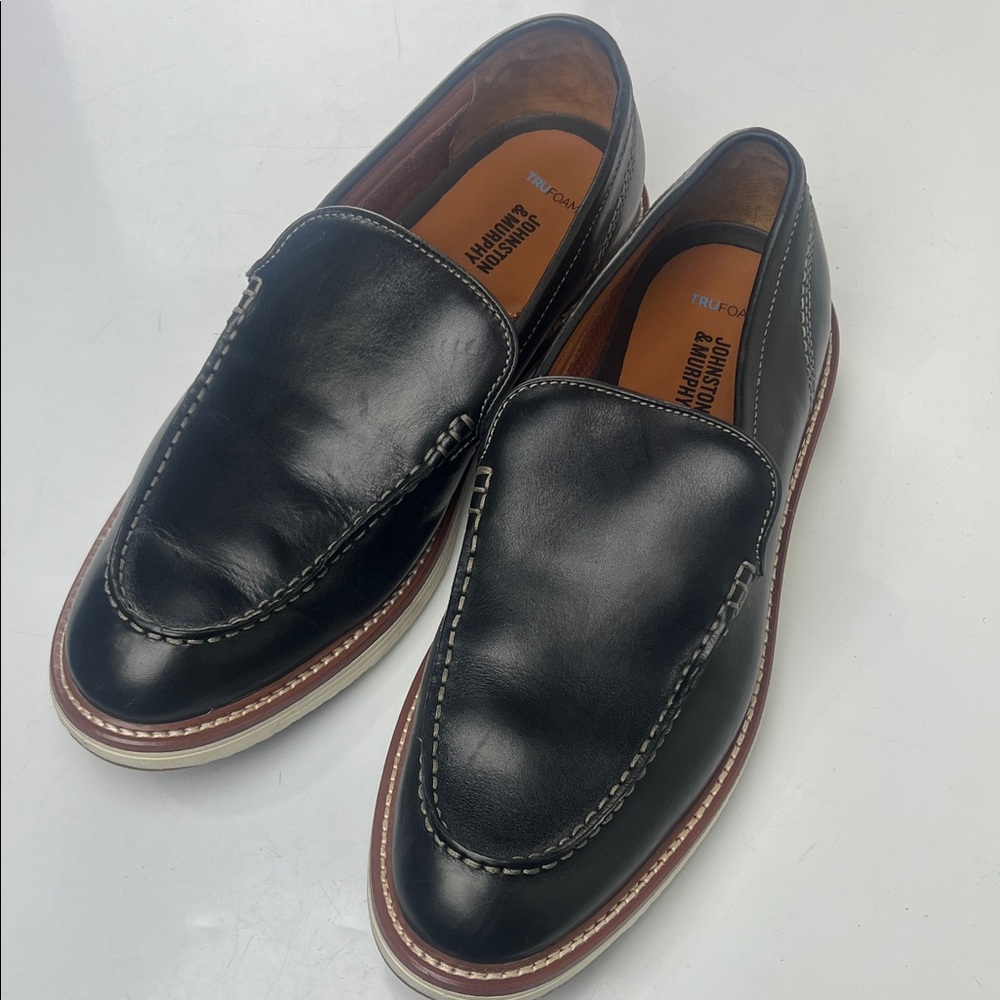 Johnston & Murphy Black Leather Slip-On Loafers